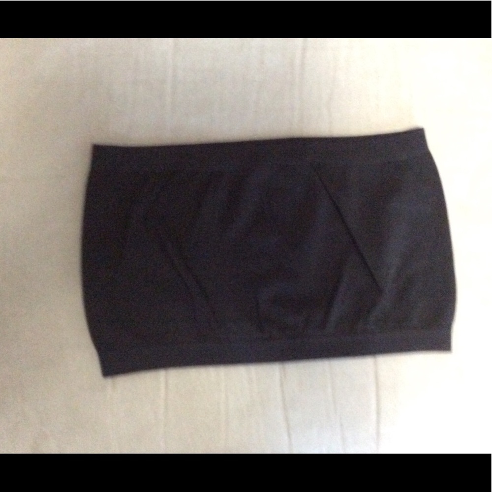 Bundle of 2 NWT -Seamless Black Bandeau’s- OS